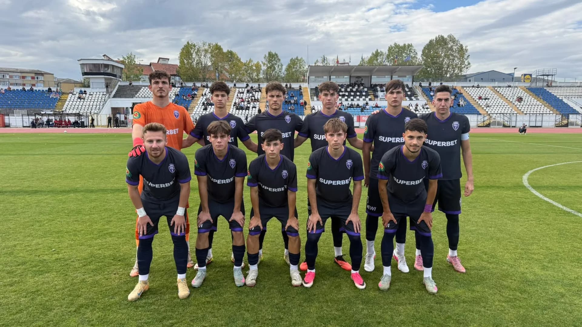 Goluri primite în repriza secundă: Unirea Alba Iulia - POLI 2 2-0